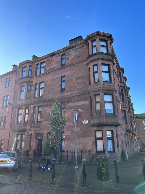 Amisfield Street, Glasgow, G20 8LB