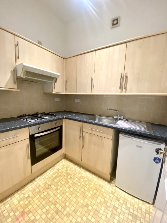 Maxwellton Street, Paisley, Renfrewshire, PA1 2UB