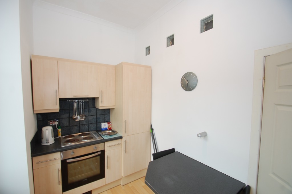Glasgow Road, Paisley, Renfrewshire, PA1 3PN