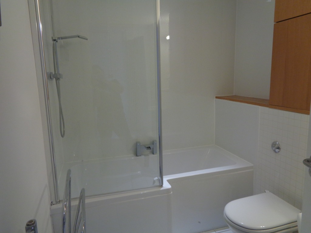 Cowcaddens Road, Cowcaddens, Glasgow, G4 0HW