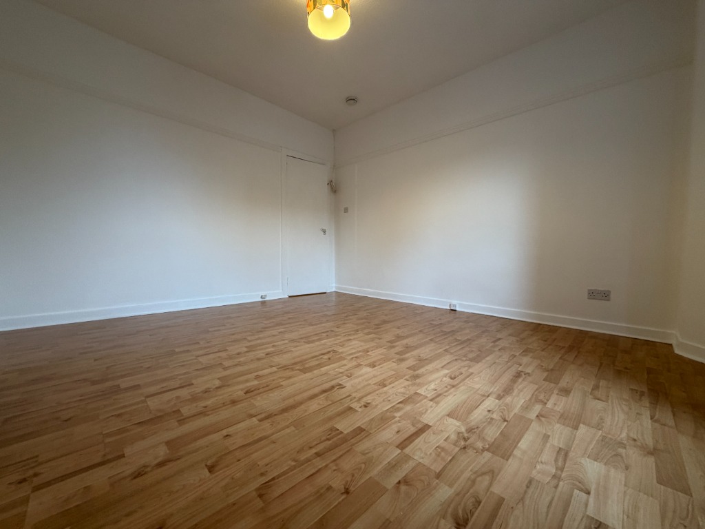Kilnside Road, Paisley, Renfrewshire, PA1 1RN