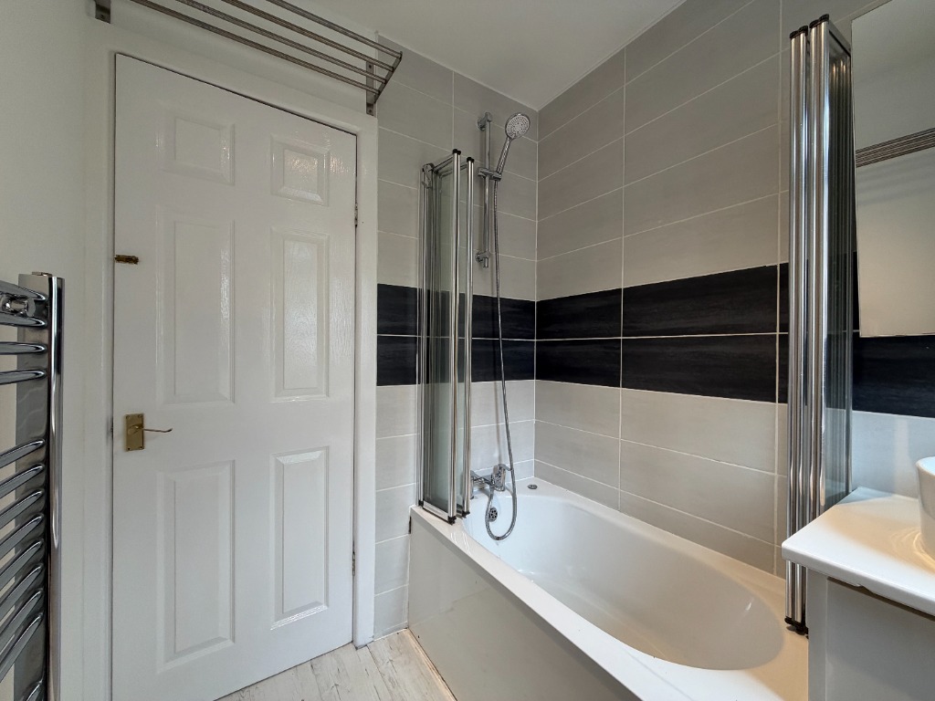 Bruce Road, Paisley, Renfrewshire, PA3 4SG