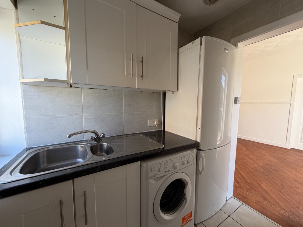 Trinity Ave, Cardonald, Glasgow, G52 3ES