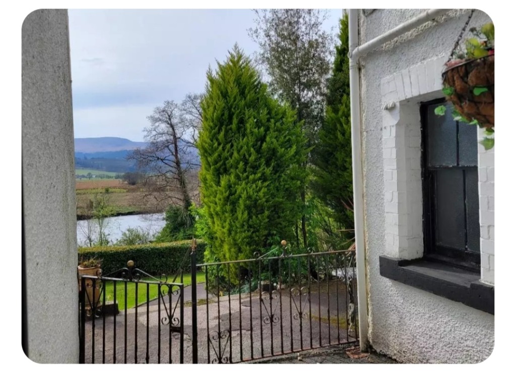 Kilmun, Dunoon, Argyll and Bute, PA23 8SF