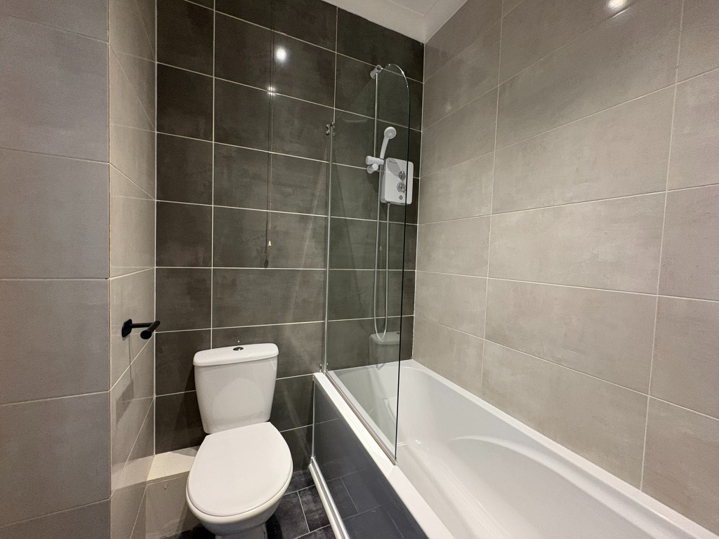 Greenock Road, Paisley, Renfrewshire, PA3 2LB