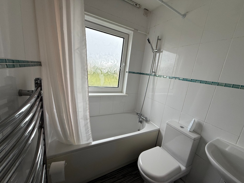Whitacres Path, South Nitshill, Glasgow, G53 7LN